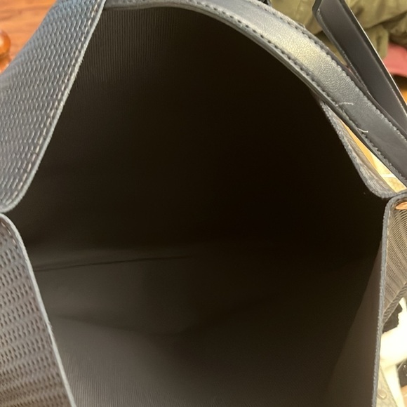 Ulta brand 2strap navy blue shoulder bag- NWT - Picture 5 of 5